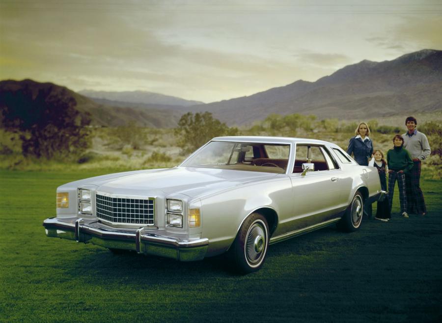  Ford LTD II Coupe 1977 года  (фото 6 из 17)